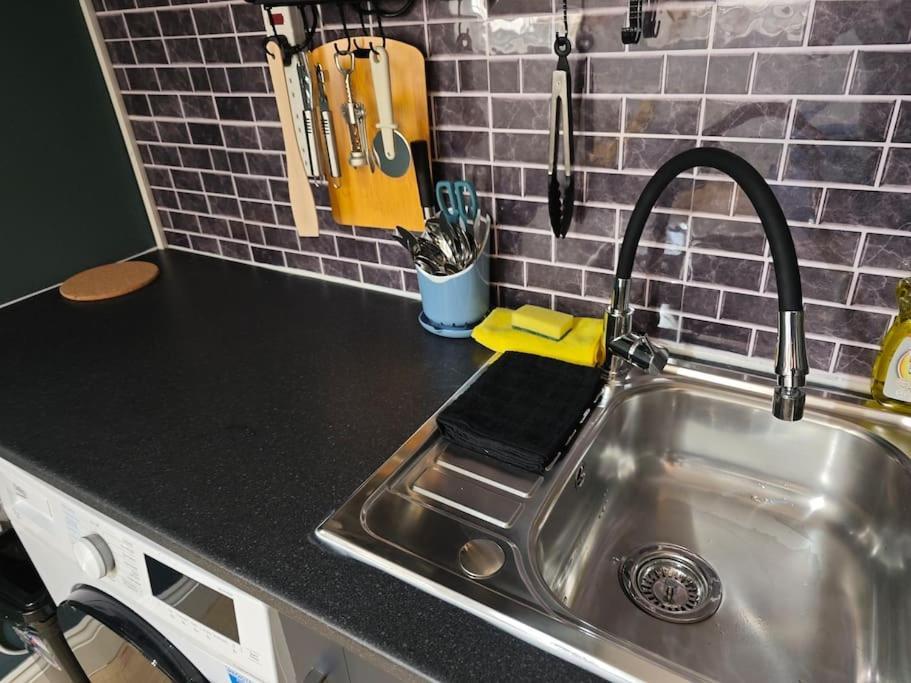 New Studio Flat In Old Street - Zone 1 Lägenhet London Exteriör bild